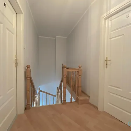 Bonjour - 10 Min To Old Town Gdansk,pkp & Shopping Mall Homestay Gdansk