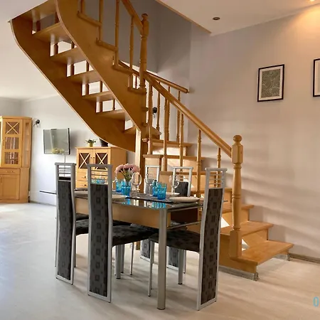 Bonjour - 10 Min To Old Town Gdansk,pkp & Shopping Mall 民宿